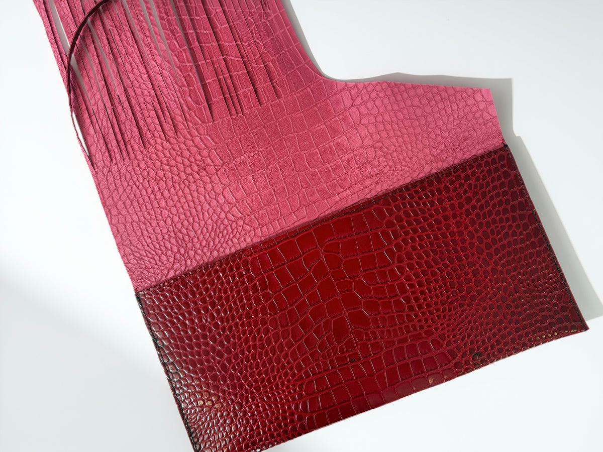 Fanny clutch