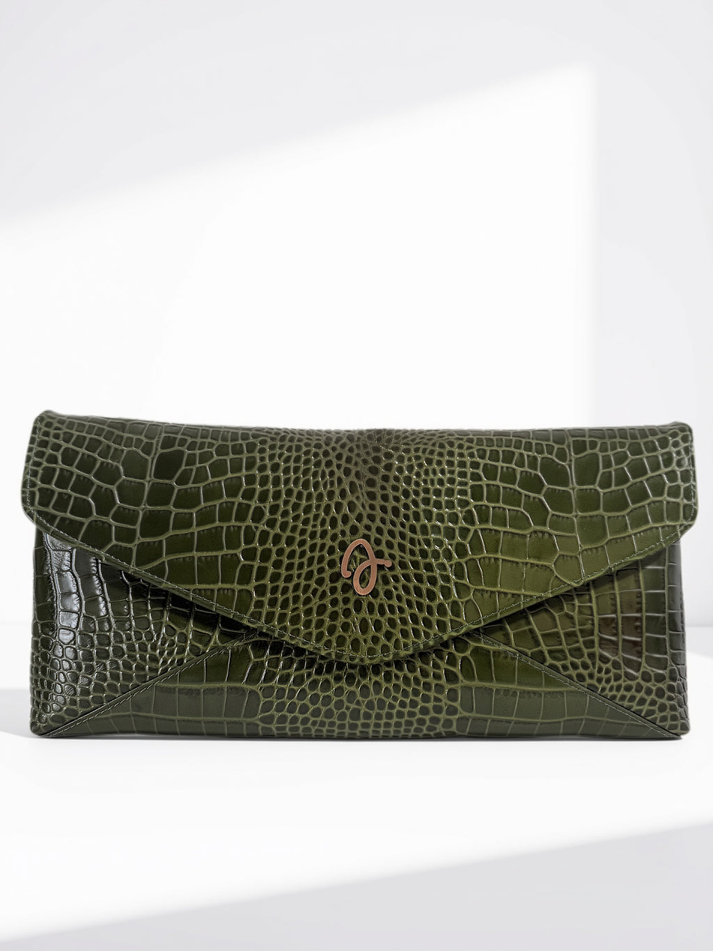 Envelope clutch