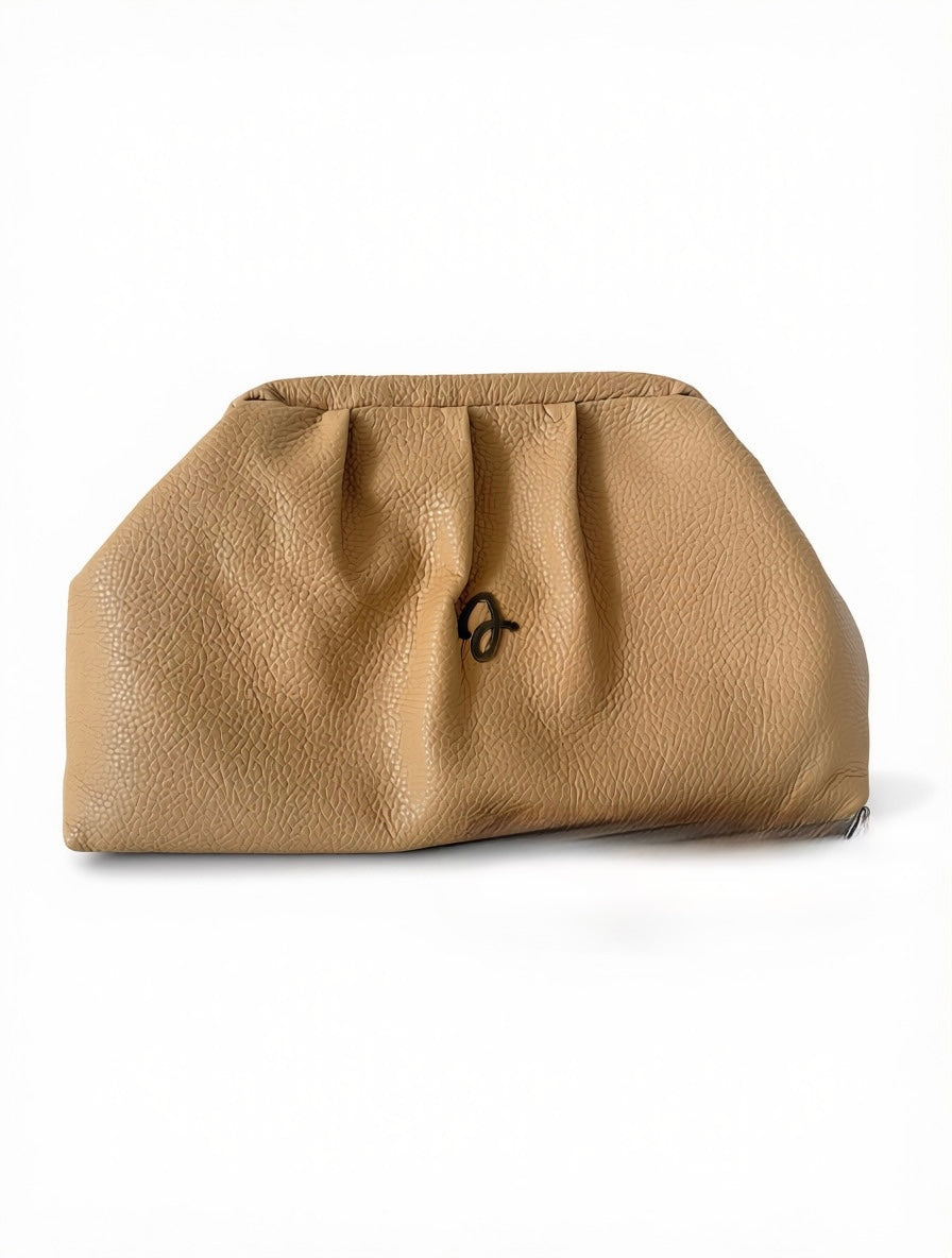 Mila pouch