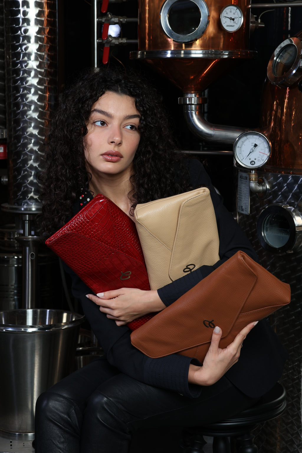 Envelope clutch fushia
